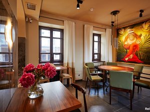 Генподряд строительства бистро Mona