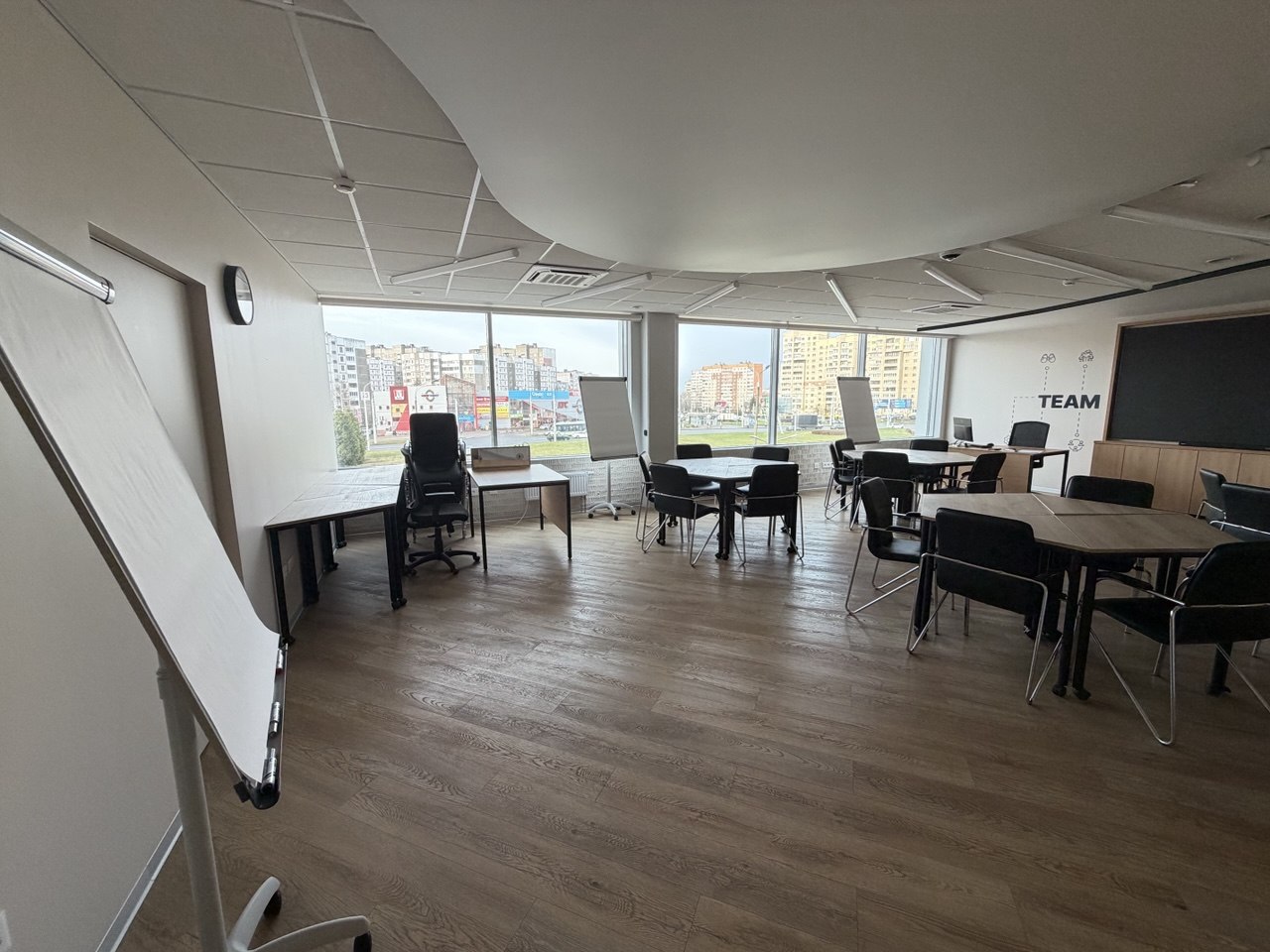 Офис Mak.by width=