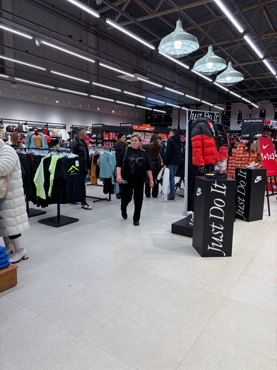 NIKE Outlet в ТРЦ EXPOBEL